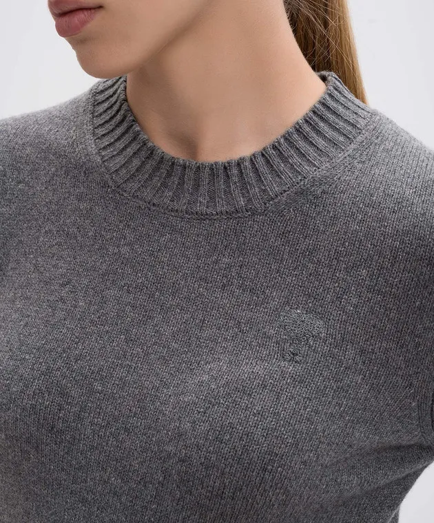 Ami Paris Maglia grigia in lana e cashmere con ricamo Ami de Coeur FKS057005
