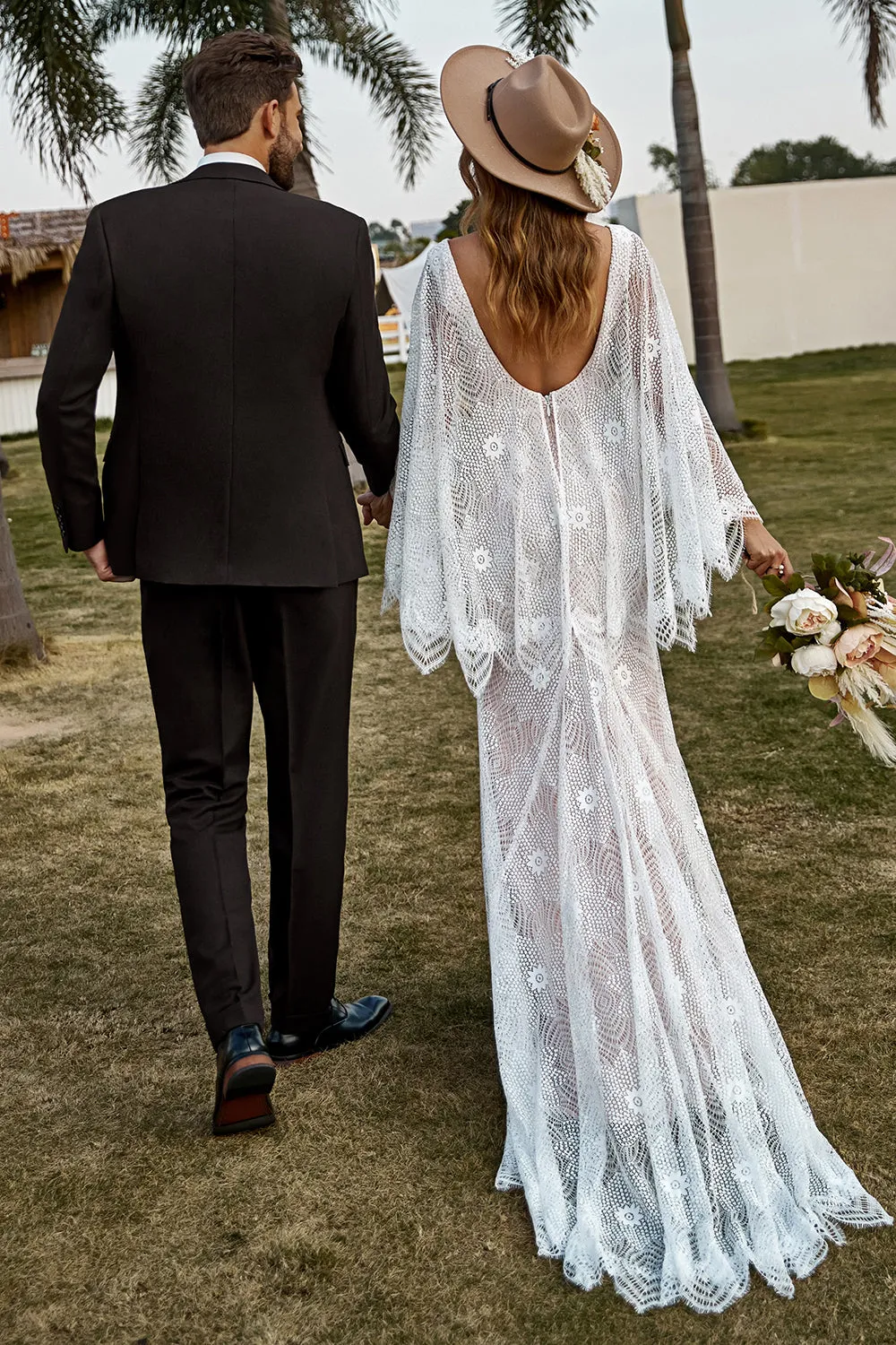 Avorio e champagne pizzo Boho abito da sposa con mantella