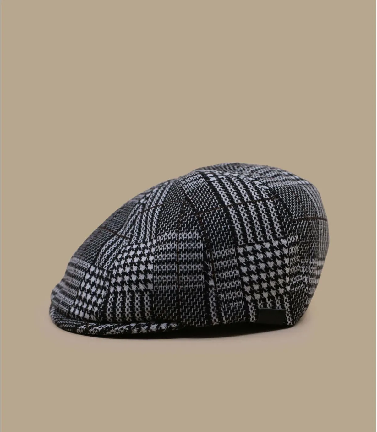 berretto piatto nero a quadriPattern Flexfit Cap black plaid     