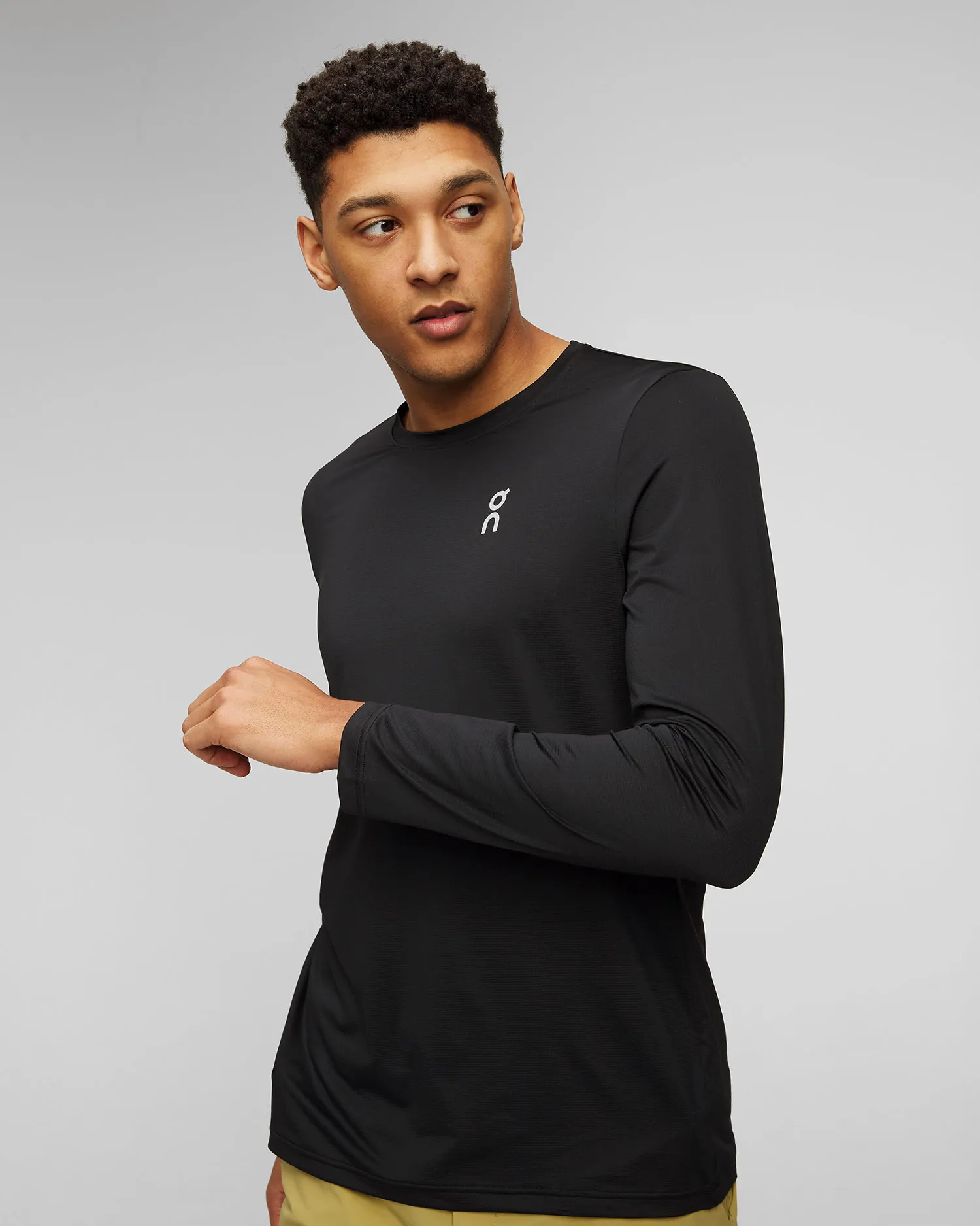 Maglietta a maniche lunghe da uomo On Running Core Long-T 1ME10750553-black