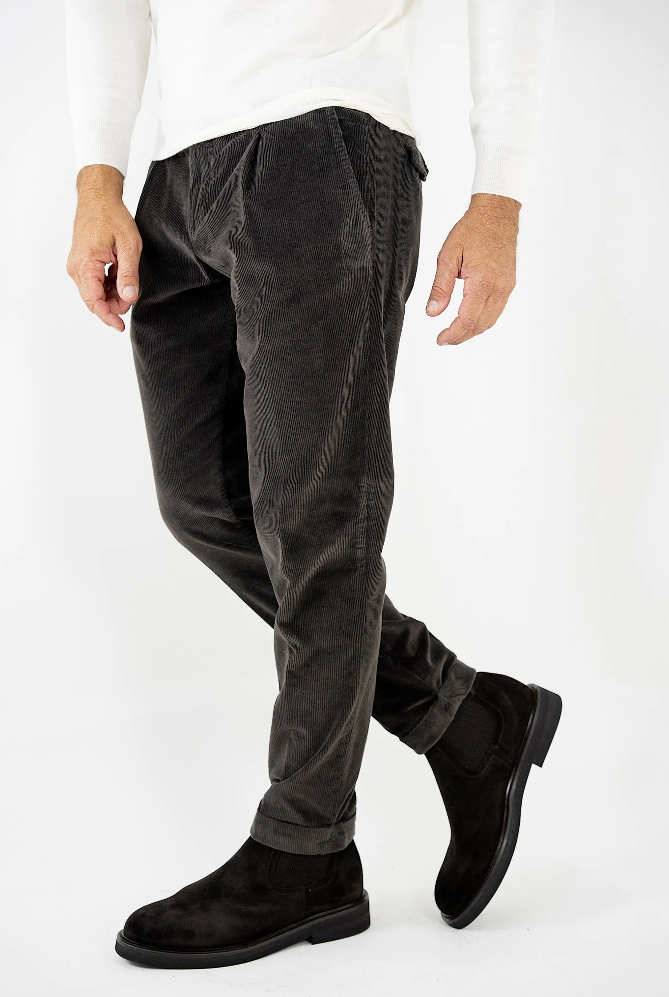 MYTHS Pantaloni Velluto Lavato Testa di Moro