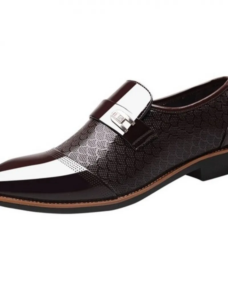 Scarpe firmate da uomo Primavera Autunno Scarpe a punta in pelle Casual Plus Size Slip On Driving Scarpe da sposa Zapatos De Ves