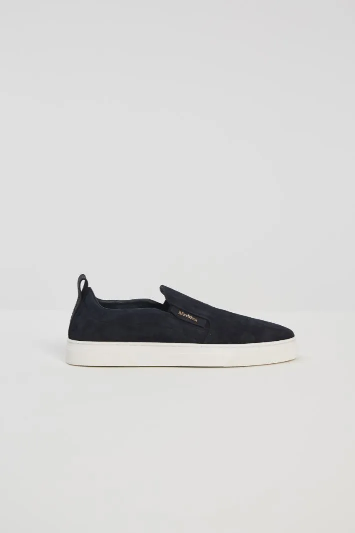 Slip on in suede