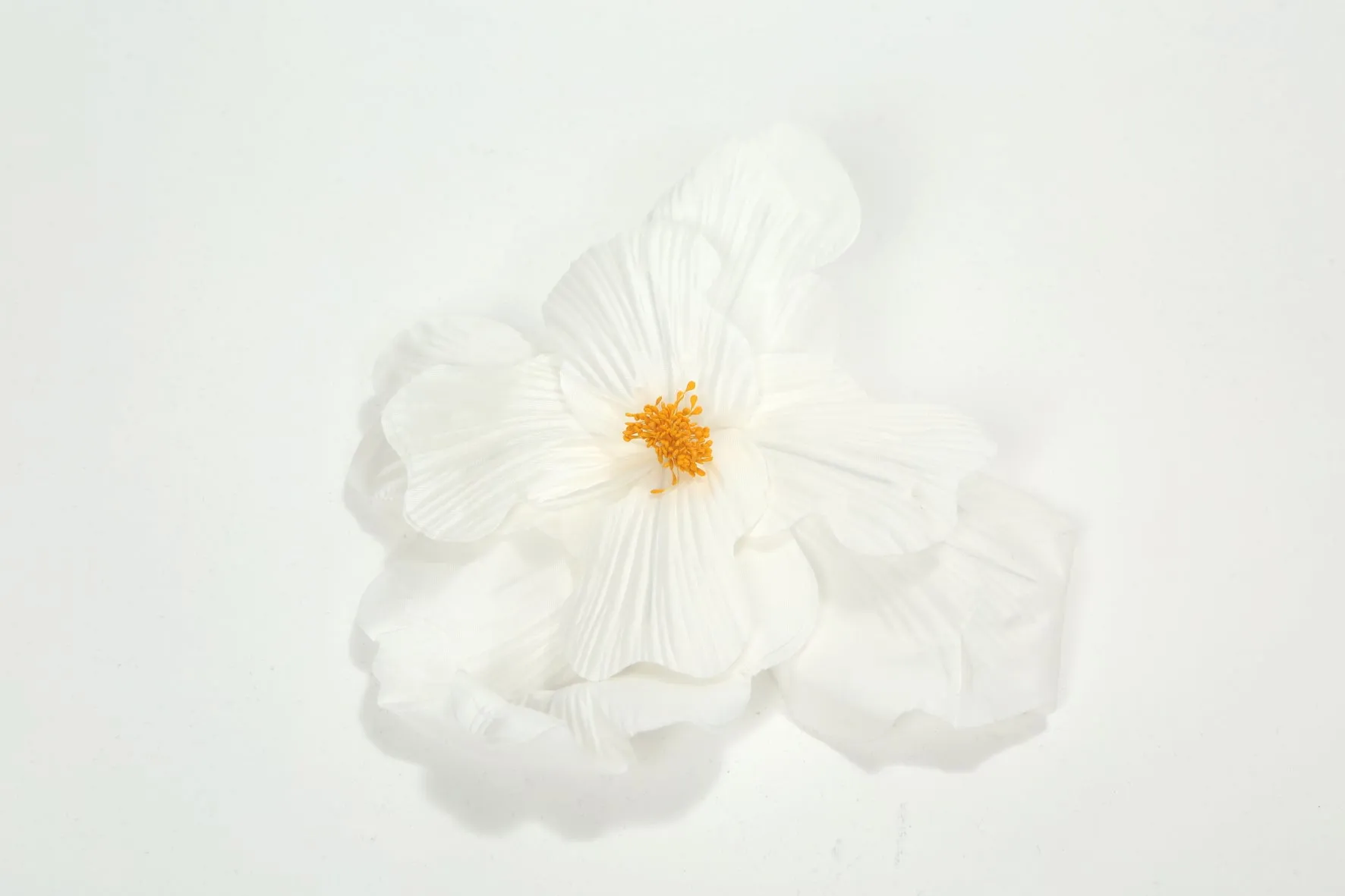 The M Spilla a fiore Sol
