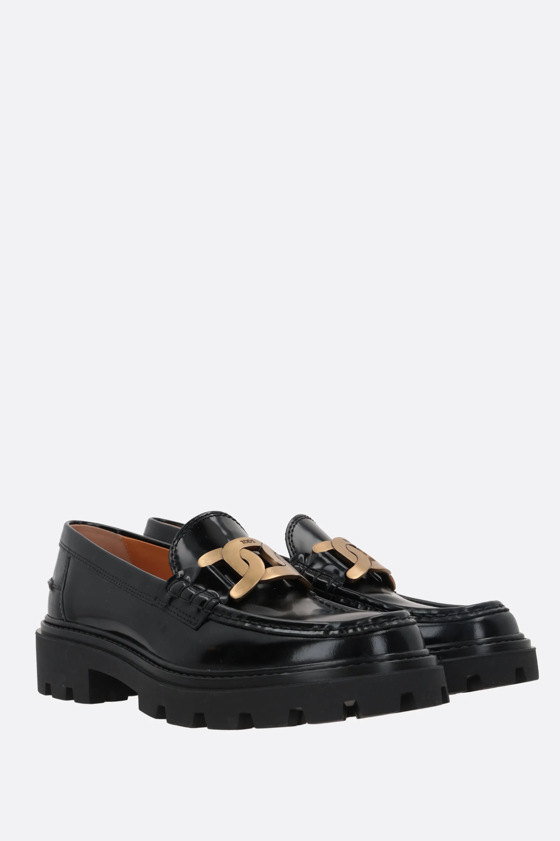  TOD'Smocassino in pelle spazzolata con catena 