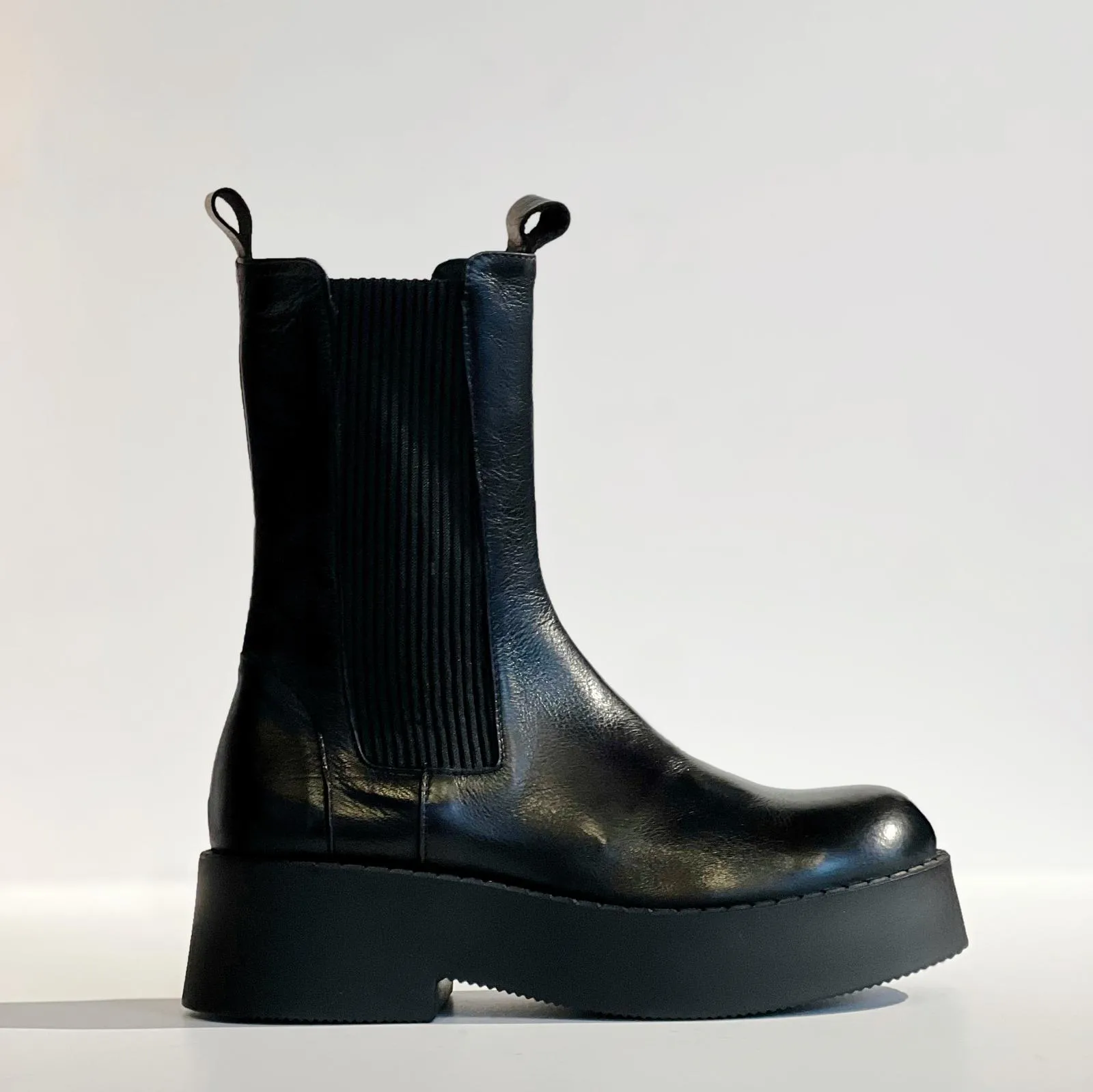W4-AROA21 Beatles Nero Woman  
